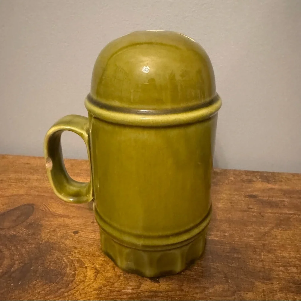 Vintage Los Angeles‎ Potteries Cheese Shaker Avocado Green Ceramic USA Cork Lid